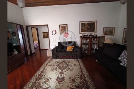 19_photo/94dce3beb9.aee49e73b172d5f5-ATLAS-2e0feacb-2147-4291-8fac-851427db939e.jpg de casa à venda com 3 quartos, 300m² em Seminário, Curitiba