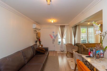 10_photo/94dce3beef.2a17df7df6ae08cb-ATLAS-01e07010-997a-47f9-bc85-5e76ae00c955.jpg de casa à venda com 3 quartos, 175m² em Seminário, Curitiba