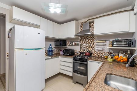 3_photo/94dce3beef.2a17df7df6ae08cb-ATLAS-186ee725-04c0-4474-9454-c1a2fb853acb.jpg de casa à venda com 4 quartos, 160m² em Seminário, Curitiba