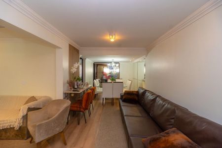 2_photo/94dce3beef.2a17df7df6ae08cb-ATLAS-194bc3d1-17c2-4354-bb66-f477c9aeec0a.jpg de casa à venda com 3 quartos, 175m² em Seminário, Curitiba