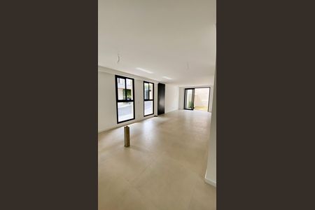 9_photo/94dce3bf33.2f15d505e37c7ac5-ATLAS-b15318cf-6ca4-4be2-b291-678d571dc13b.jpg de casa à venda com 1 quarto, 256m² em Campina do Siqueira, Curitiba