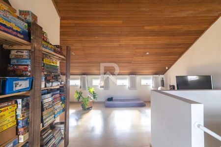 5_photo/94dce3bf5b.e100dba37721dde7-ATLAS-4422c392-146e-4e2b-beee-5c5650d813e8.jpg de casa à venda com 3 quartos, 163m² em Seminário, Curitiba