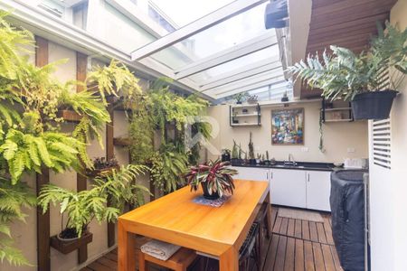 2_photo/94dce3bf5b.e100dba37721dde7-ATLAS-c17e54e1-a45b-4640-9c02-105e7d0c9650.jpg de casa à venda com 3 quartos, 163m² em Seminário, Curitiba