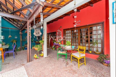 1_photo/94dce3bfd7.c06c3c5dbfc3661b-ATLAS-1adb1efe-e014-4d7e-96c2-da7f61230443.jpg de casa à venda com 3 quartos, 266m² em Campina do Siqueira, Curitiba