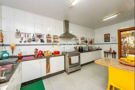 6_photo/94dce3bfd7.c06c3c5dbfc3661b-ATLAS-6d050525-420a-4441-ae86-4110d3c8d3cf.jpg de casa à venda com 3 quartos, 266m² em Campina do Siqueira, Curitiba