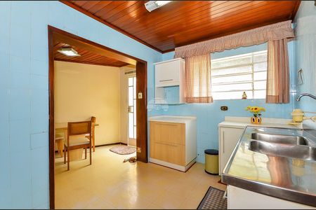 28_photo/94dce3c02f.2781d2ca693b02d7-ATLAS-9cff3585-5138-4499-a909-8a963f6347d2.jpg de casa à venda com 3 quartos, 134m² em Bigorrilho, Curitiba