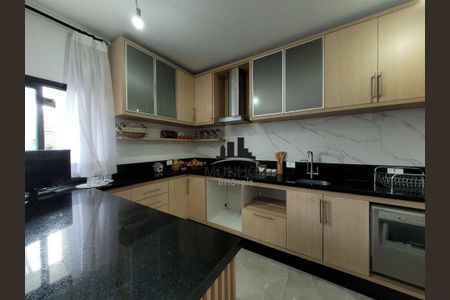 3_photo/94dce3c09f.b8a9f91cb517b5ed-ATLAS-1104c615-55b2-4466-91b9-e29c3caf6cf7.jpg de casa de condomínio à venda com 3 quartos, 141m² em Seminário, Curitiba