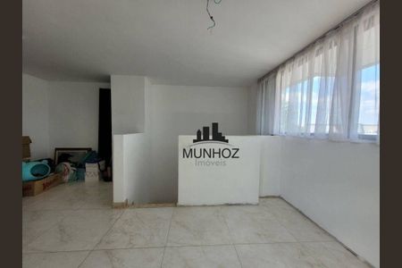 48_photo/94dce3c09f.b8a9f91cb517b5ed-ATLAS-da8e5bc2-7b72-4e96-9aba-9d9fa38fccfe.jpg de casa de condomínio à venda com 3 quartos, 141m² em Seminário, Curitiba