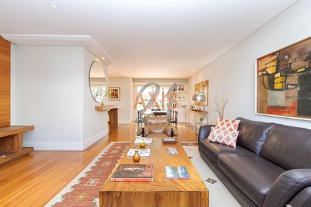 6_photo/94dce3c0bf.7a69ff73eb43ff8d-ATLAS-1413e598-91fc-4d31-a063-745e5bc56b39.jpg de casa de condomínio à venda com 3 quartos, 138m² em Seminário, Curitiba