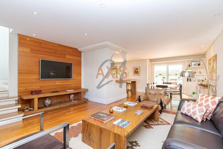 1_photo/94dce3c0bf.7a69ff73eb43ff8d-ATLAS-eaca13fe-27e3-4f2a-b083-7efb76e42eb0.jpg de casa de condomínio à venda com 3 quartos, 138m² em Seminário, Curitiba