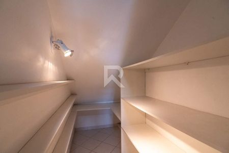 4_photo/94dce3c0bf.e481a8afa5921790-ATLAS-65a9c76c-8505-4a3e-9aa0-1fb3e21fbb28.jpg de casa à venda com 3 quartos, 184m² em Seminário, Curitiba