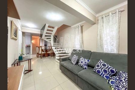 4_photo/94dce3c0c3.ceff8192393c33de-ATLAS-2abd3b00-512c-44f6-b2c4-e6e958f563ce.jpg de casa à venda com 3 quartos, 173m² em Campina do Siqueira, Curitiba