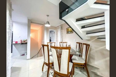 7_photo/94dce3c0c3.ceff8192393c33de-ATLAS-3c2a7e7c-5f8d-4227-b656-b146391cf9ae.jpg de casa à venda com 3 quartos, 173m² em Campina do Siqueira, Curitiba