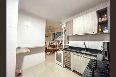 12_photo/94dce3c0c3.ceff8192393c33de-ATLAS-5262e199-533d-4e31-9c2d-e3b2bfc1732f.jpg de casa à venda com 3 quartos, 173m² em Campina do Siqueira, Curitiba