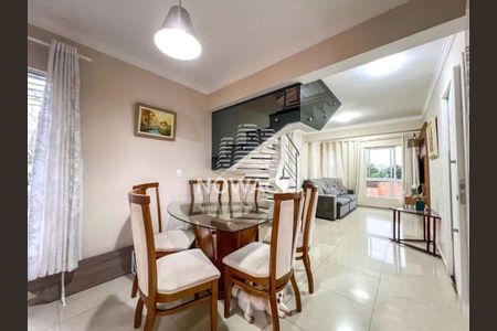 9_photo/94dce3c0c3.ceff8192393c33de-ATLAS-bbb69490-5dea-4055-8dc2-cbdf283d18ac.jpg de casa à venda com 3 quartos, 173m² em Campina do Siqueira, Curitiba