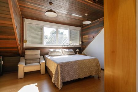 3_photo/94dce3c1d5.a944a7ef88bd55c6-ATLAS-2723e8e9-11b8-4d66-8a10-413703ddc50c.jpg de casa à venda com 4 quartos, 614m² em Campina do Siqueira, Curitiba