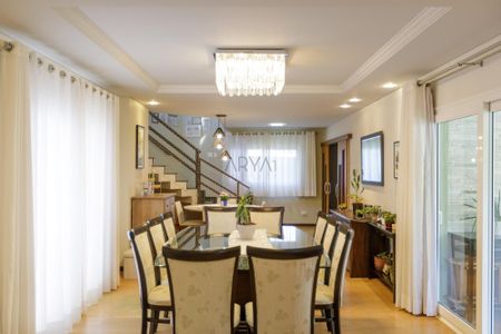 4_photo/94dce3c1d5.a944a7ef88bd55c6-ATLAS-a55d5ffe-5ebd-46af-861d-216b5d29f7ff.jpg de casa à venda com 4 quartos, 614m² em Campina do Siqueira, Curitiba