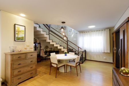 6_photo/94dce3c1d5.a944a7ef88bd55c6-ATLAS-be319ad6-4cd9-45eb-a8cd-befcb16251cc.jpg de casa à venda com 4 quartos, 614m² em Campina do Siqueira, Curitiba