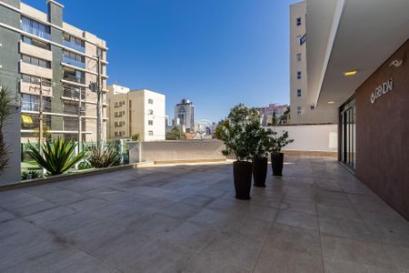 3_photo/94dce3c1d9.8112f57c7da29d24-ATLAS-0fd51667-ac44-44de-aa62-e31141c09ecd.jpg de apartamento à venda com 3 quartos, 80m² em Campina do Siqueira, Curitiba