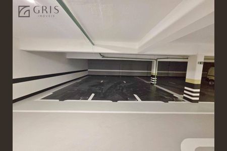 42_photo/94dce3c209.c250d70709bfc225-ATLAS-b21c88a8-09cb-4dfd-bf08-a98e954d3e43.jpg de apartamento à venda com 1 quarto, 161m² em Bigorrilho, Curitiba