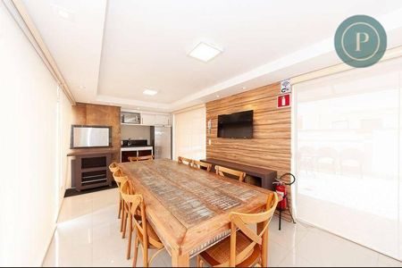 10_photo/94dce3c2f7.79c0d358e838f181-ATLAS-7eacef1b-d2c9-44b8-b427-6a1b21e48b97.jpg de apartamento à venda com 4 quartos, 126m² em Bigorrilho, Curitiba