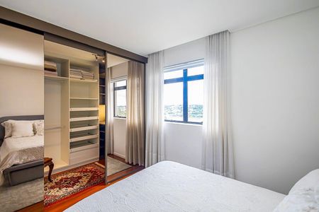 5_photo/94dce3c2f9.3da89fc49a284097-ATLAS-166f3559-9831-4cbb-bf7d-6c8eadf47d35.jpg de apartamento para alugar com 2 quartos, 188m² em Bigorrilho, Curitiba