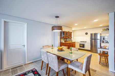 6_photo/94dce3c2f9.3da89fc49a284097-ATLAS-227f0894-a2b0-4d20-980b-e37333ca9fae.jpg de apartamento para alugar com 2 quartos, 188m² em Bigorrilho, Curitiba