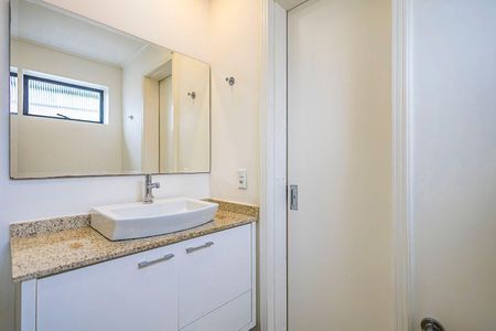 16_photo/94dce3c2f9.3da89fc49a284097-ATLAS-b1968e06-cade-441f-8fa5-c885c64d83d8.jpg de apartamento para alugar com 2 quartos, 188m² em Bigorrilho, Curitiba