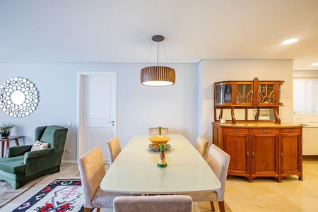 12_photo/94dce3c2f9.3da89fc49a284097-ATLAS-e1741951-d1be-4cc4-a5d6-c3e56a08653f.jpg de apartamento para alugar com 2 quartos, 188m² em Bigorrilho, Curitiba