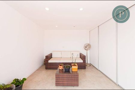 1_photo/94dce3c2fd.b6cb1b6dfff9f2d7-ATLAS-6870a15f-afbf-401c-b02e-1e87eb06f890.jpg de apartamento para alugar com 2 quartos, 188m² em Bigorrilho, Curitiba