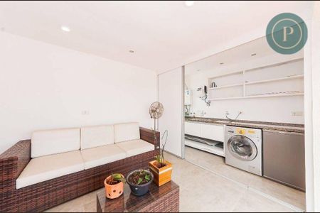 11_photo/94dce3c2fd.b6cb1b6dfff9f2d7-ATLAS-b8c898ed-170b-44f2-af56-a75eab7c4694.jpg de apartamento para alugar com 2 quartos, 188m² em Bigorrilho, Curitiba