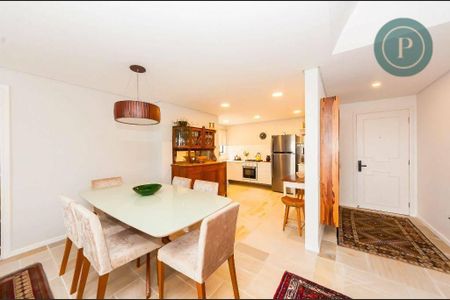 7_photo/94dce3c2fd.b6cb1b6dfff9f2d7-ATLAS-b95f26cf-935b-4625-9d1a-fd523536d139.jpg de apartamento para alugar com 2 quartos, 188m² em Bigorrilho, Curitiba