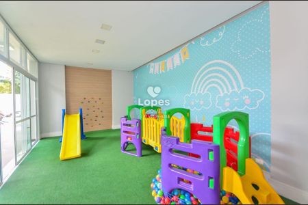 3_photo/94dce3c363.eb4747a7722cd593-ATLAS-2ae2b0bc-2ca9-4b65-8c84-cdee40a1ca1c.jpg de apartamento à venda com 3 quartos, 432m² em Campina do Siqueira, Curitiba