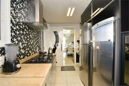 12_photo/94dce3c379.f87c5f63b588f4d4-ATLAS-6926dba0-e4ca-461f-ab8c-cb079a74df39.jpg de apartamento à venda com 5 quartos, 131m² em Mossunguê, Curitiba