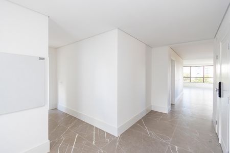 30_photo/94dce3c397.c7048a8dc0618162-ATLAS-cde1d77c-da89-4578-b8d8-c0e4dbbfd857.jpg de apartamento à venda com 4 quartos, 320m² em Campina do Siqueira, Curitiba