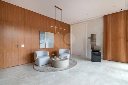 30_photo/94dce3c3c3.2bd6c31d73845aaa-ATLAS-66bb5f63-95ed-4496-be1e-ad5ad2e88cd9.jpg de apartamento à venda com 3 quartos, 160m² em Campina do Siqueira, Curitiba