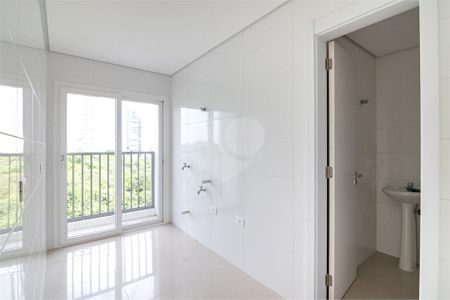 4_photo/94dce3c3c3.2bd6c31d73845aaa-ATLAS-f4ea2c43-d435-4c14-9a0a-547a8efc20e0.jpg de apartamento à venda com 3 quartos, 160m² em Campina do Siqueira, Curitiba