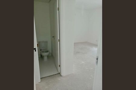 5_photo/94dce3c3c3.e20d587859335a7f-ATLAS-bcfec8ee-2ce4-49e2-abf7-e3b63d1e4e8a.jpg de apartamento à venda com 3 quartos, 113m² em Campina do Siqueira, Curitiba