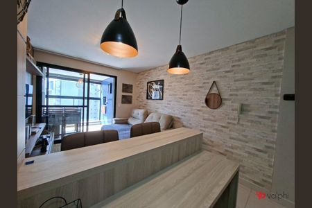 3_photo/94dce3c3cb.3b26f89832ae9a16-ATLAS-217fcd94-0710-4752-abba-e26e3494af0c.jpg de apartamento à venda com 1 quarto, 46m² em Campina do Siqueira, Curitiba