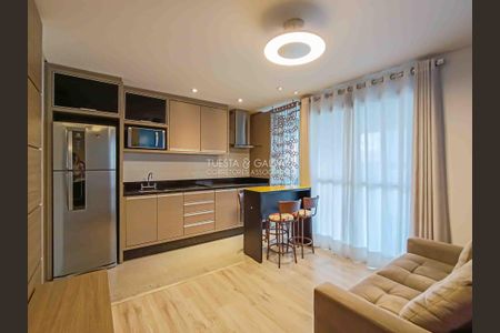 3_photo/94dce3c3cb.97d17fef2ce51bab-ATLAS-52c59cbf-4e4a-434e-bd99-ea710404d199.jpg de apartamento para alugar com 1 quarto, 40m² em Campina do Siqueira, Curitiba