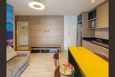 5_photo/94dce3c3cb.97d17fef2ce51bab-ATLAS-c400e4b3-effe-43fc-90b6-b0c440208c7d.jpg de apartamento para alugar com 1 quarto, 40m² em Campina do Siqueira, Curitiba