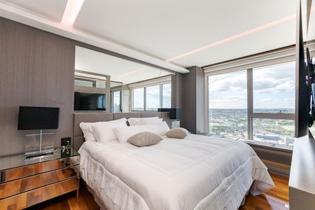 2_photo/94dce3c3f9.0f81dd1a9a4f6ffb-ATLAS-81f5bd69-462b-4a7f-897d-d96fe3395d6f.jpg de apartamento à venda com 4 quartos, 198m² em Campina do Siqueira, Curitiba