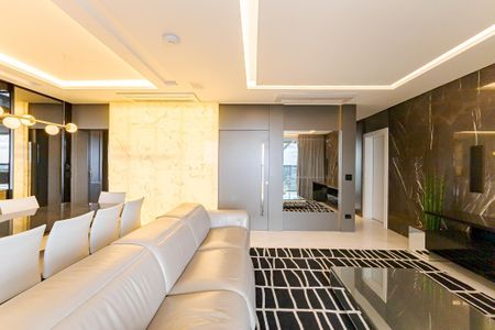 8_photo/94dce3c3f9.0f81dd1a9a4f6ffb-ATLAS-ebe5fc43-6ed6-4adf-9c14-5c18af57d4e4.jpg de apartamento à venda com 4 quartos, 198m² em Campina do Siqueira, Curitiba