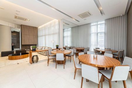 46_photo/94dce3c407.9b0e853e47463488-ATLAS-e293c82b-870e-4eac-8af5-7e438337b778.jpg de apartamento à venda com 3 quartos, 338m² em Campina do Siqueira, Curitiba