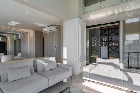 14_photo/94dce3c40b.9a892ca38e503515-ATLAS-a2be2386-5d04-449b-8f8b-083512fa1dea.jpg de apartamento para alugar com 3 quartos, 338m² em Campina do Siqueira, Curitiba