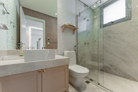 31_photo/94dce3c40b.9a892ca38e503515-ATLAS-b7540e21-8e74-4ca3-8a90-e314221a73cc.jpg de apartamento para alugar com 3 quartos, 338m² em Campina do Siqueira, Curitiba