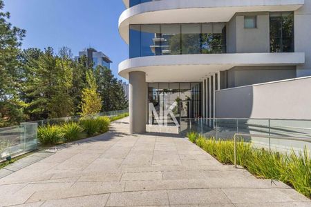 2_photo/94dce3c40b.cf2bd3ac9d2d258c-ATLAS-bca79f08-351f-48dd-84e2-1da5f130d08d.jpg de apartamento à venda com 3 quartos, 198m² em Campina do Siqueira, Curitiba