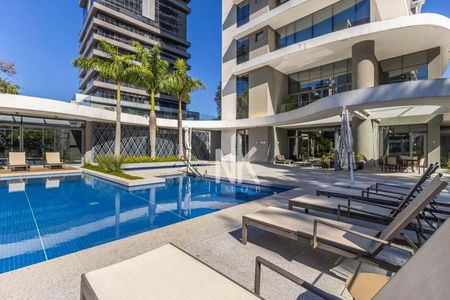 10_photo/94dce3c40b.cf2bd3ac9d2d258c-ATLAS-cc8c4b46-fd99-430a-8676-c6e9f3a8404d.jpg de apartamento à venda com 3 quartos, 198m² em Campina do Siqueira, Curitiba