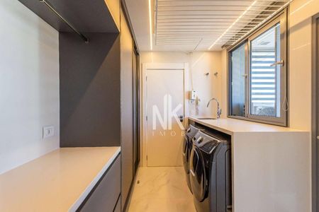 10_photo/94dce3c40b.cf2bd3ac9d2d258c-ATLAS-fdce7a1f-7a1f-48cb-afe2-51950ebb3d3d.jpg de apartamento à venda com 3 quartos, 198m² em Campina do Siqueira, Curitiba