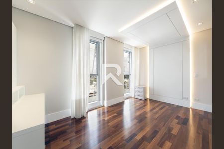 19_photo/94dce3c40b.df2406aa61ba3211-ATLAS-4057d33a-34df-41e5-9aed-3f968c5c4366.jpg de apartamento à venda com 3 quartos, 338m² em Campina do Siqueira, Curitiba